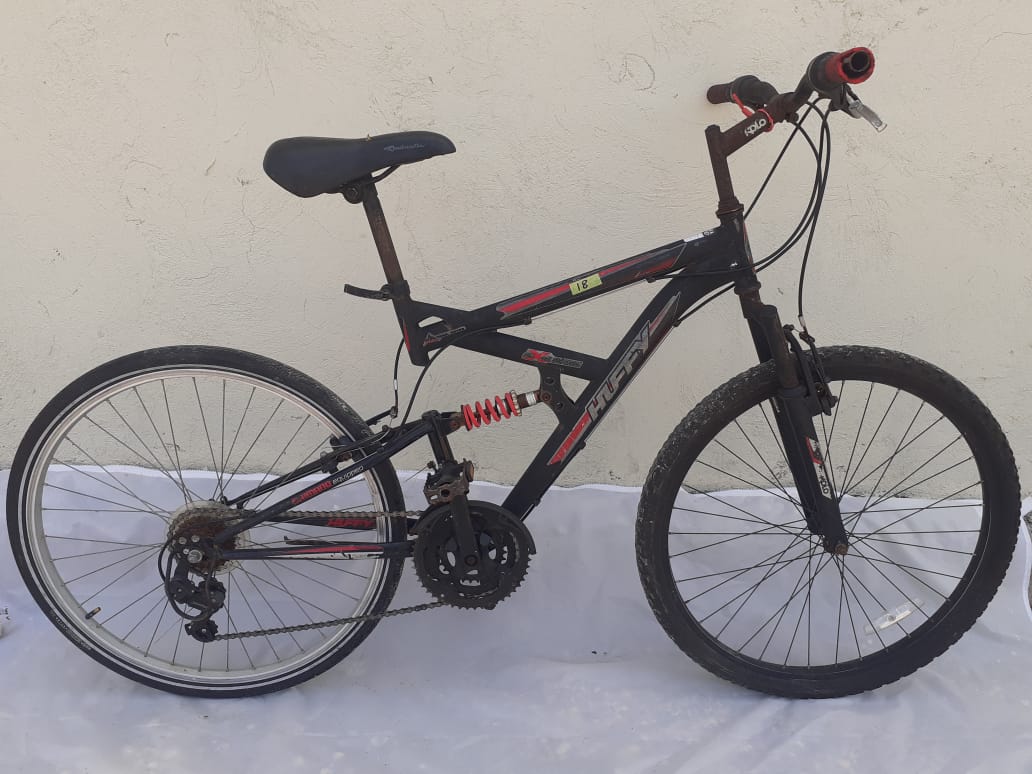 Huffy Rock Creek Mountain Bike Huffy 26-Inch Incline Men's 18