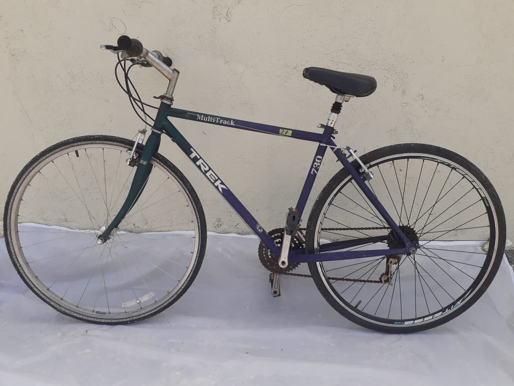 Trek Multitrack 720 - 21.5" Bike for Mens BicycleYAAD Trek Multitrack 720 - 21.5" Bike for Mens BicycleYAAD