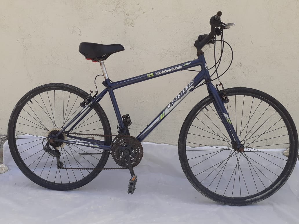 700c Roadmaster Adventures Men's Hybrid Bike